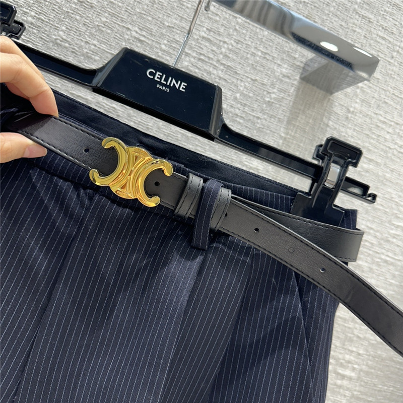 Ce1i*e new vertical striped suit shorts