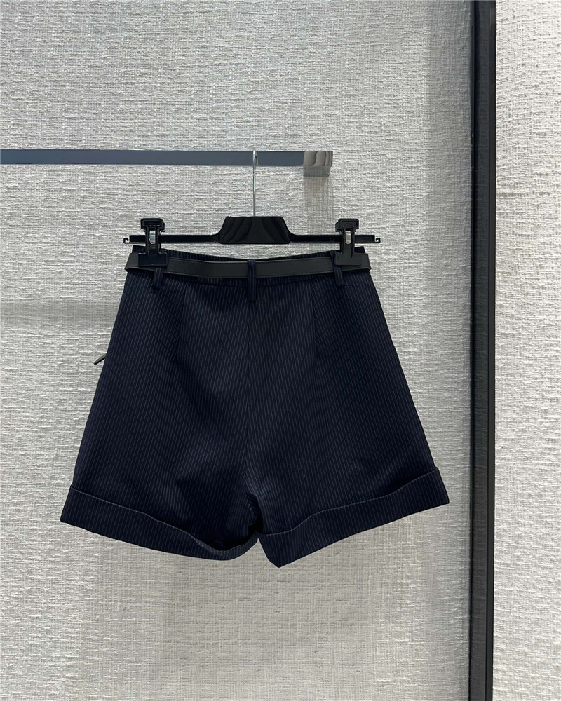 Ce1i*e new vertical striped suit shorts