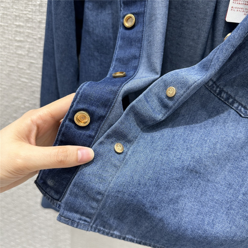 Va1e*ntin0 short denim shirt