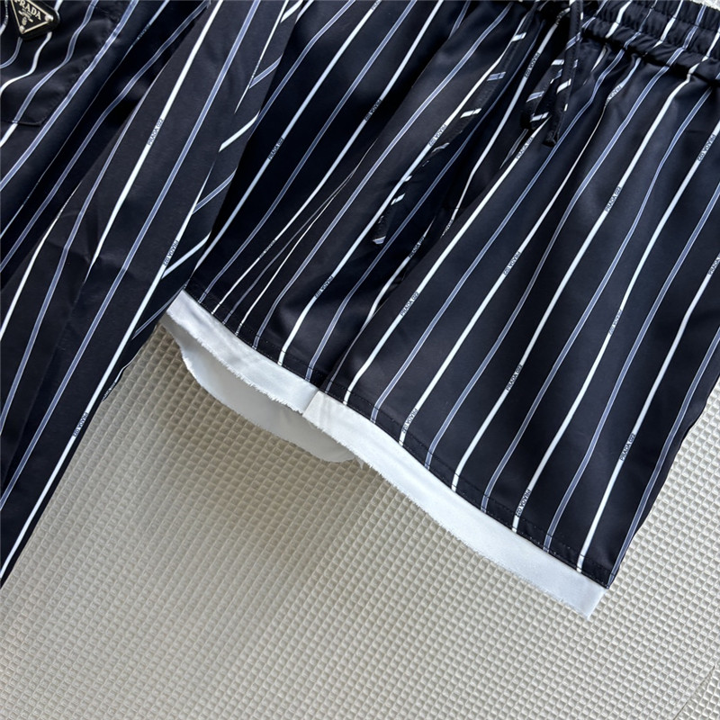 Pra*a triangle logo decorative stripe suit