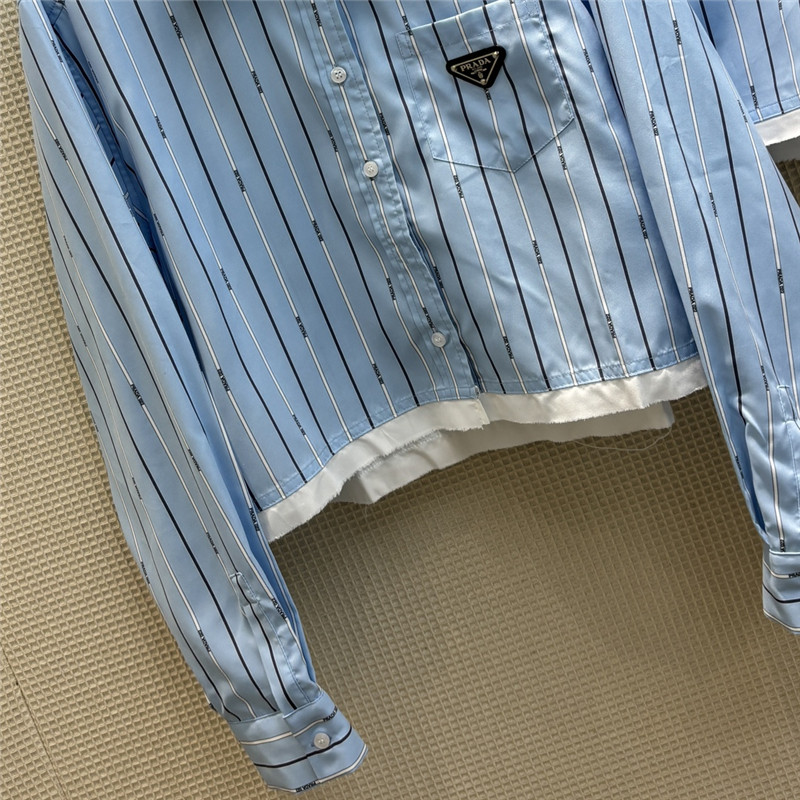 Pra*a triangle logo decorative stripe suit