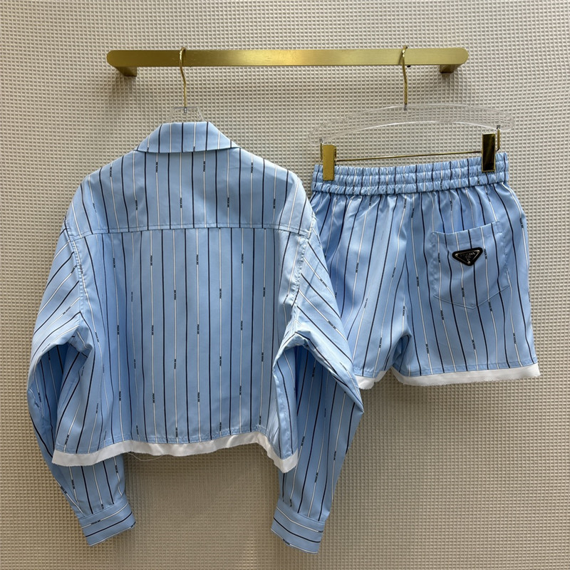 Pra*a triangle logo decorative stripe suit