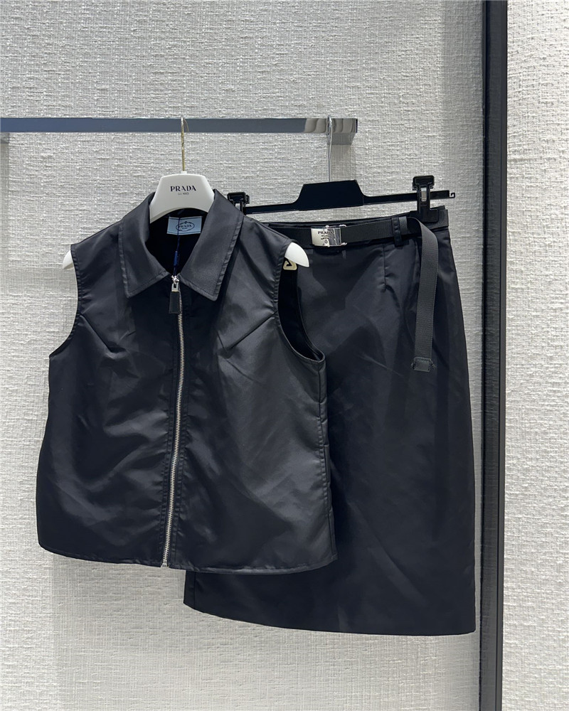 Pra*a fashionable intellectual style nylon suit