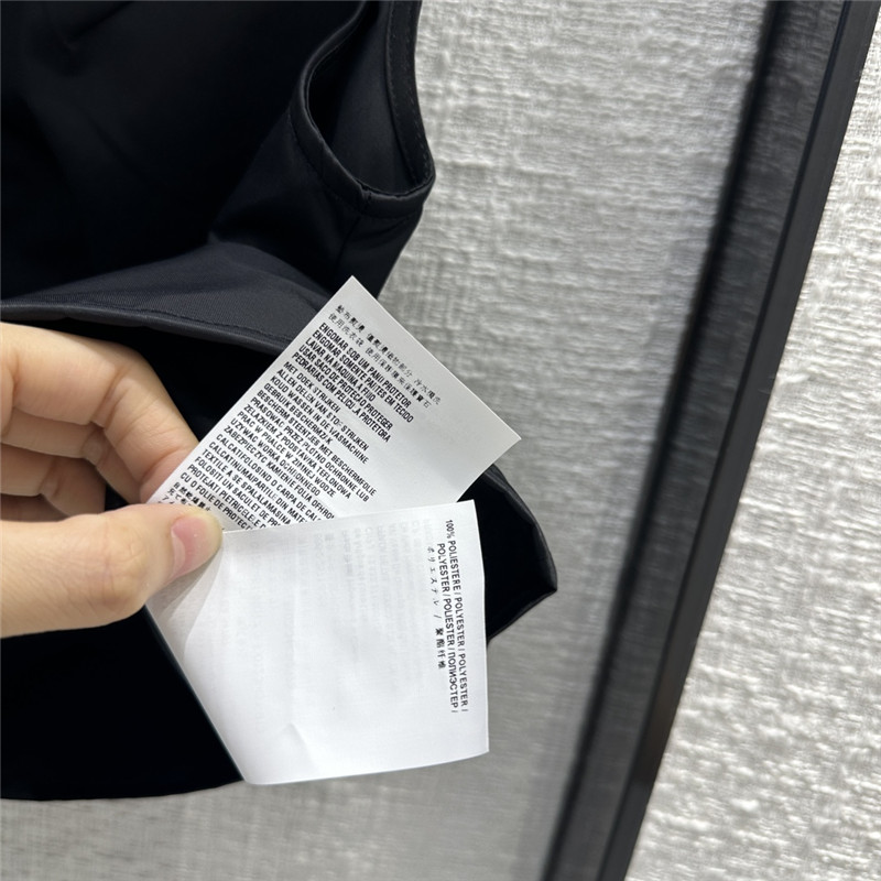 Pra*a fashionable intellectual style nylon suit