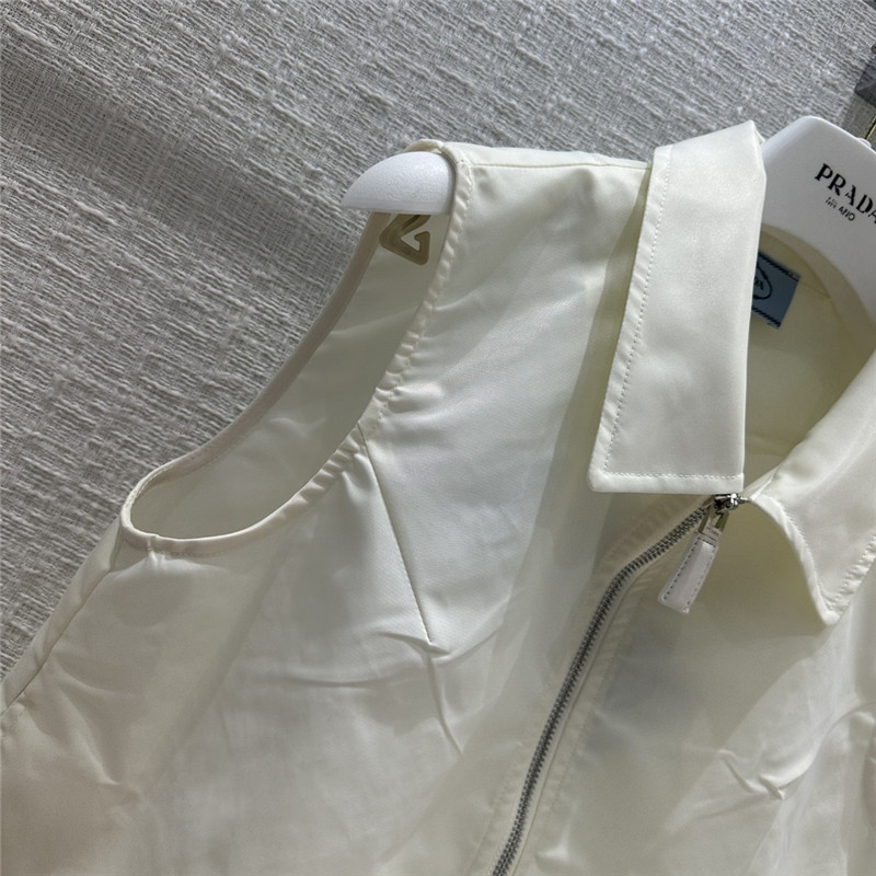 Pra*a fashionable intellectual style nylon suit