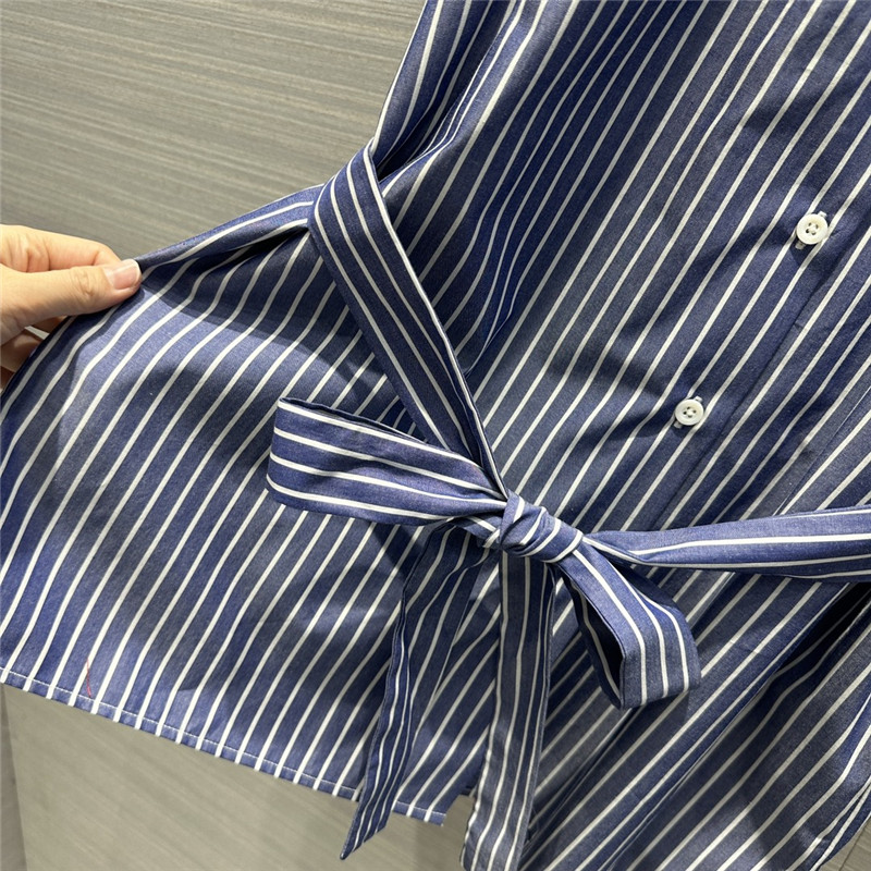 Pra*a retro style striped large shirt