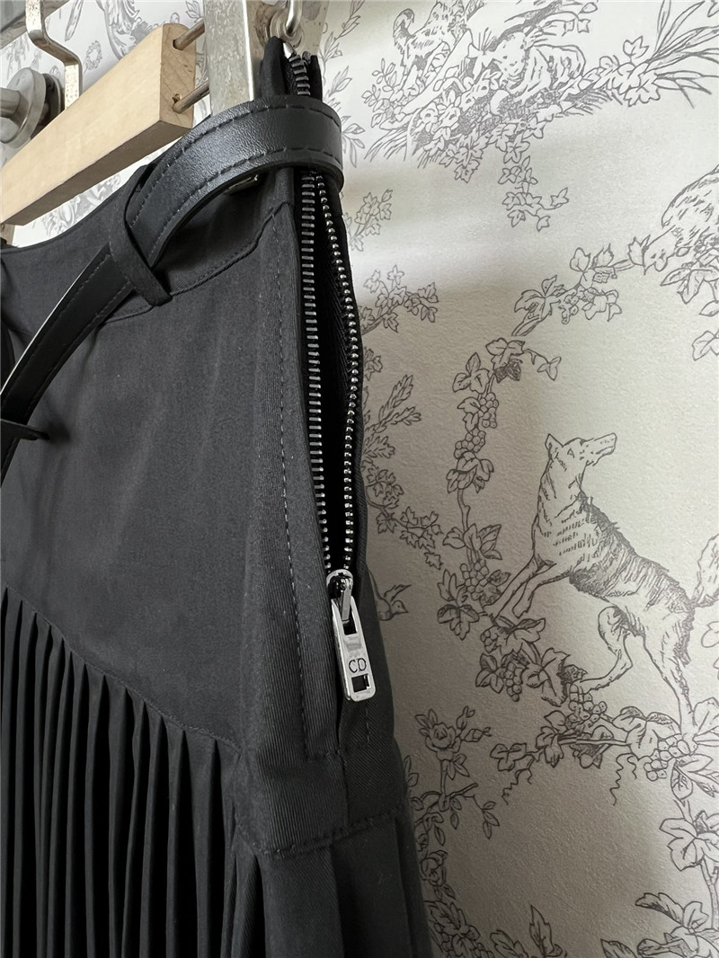 D10r new pleated midi skirt