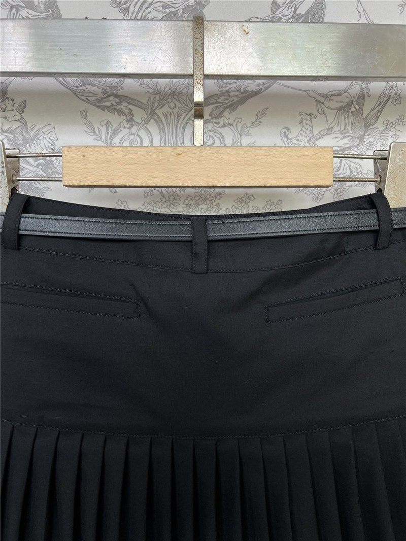 D10r new pleated midi skirt