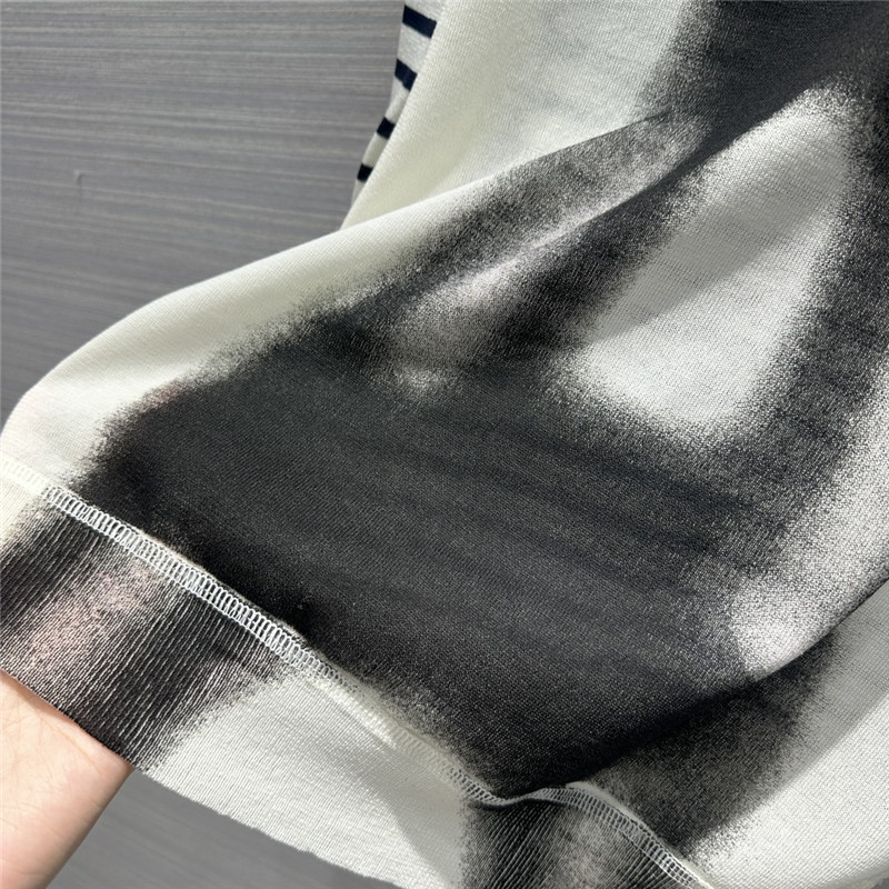 D10r navy eiffel tower tie-dye printed linen sweater