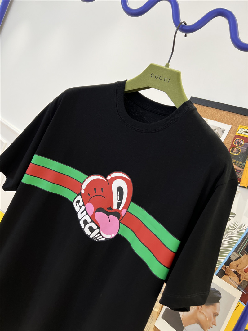 Gvc*1 early autumn capsule collection printed t-shirt