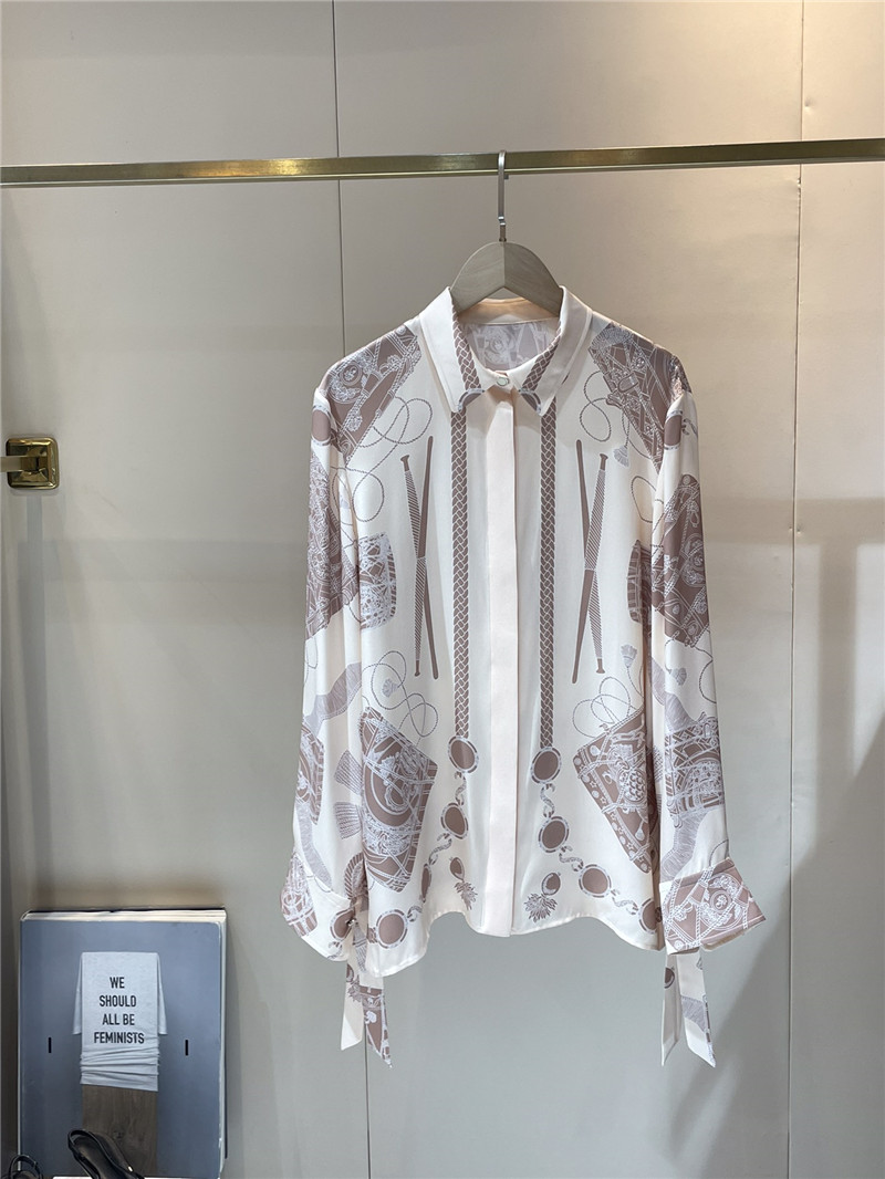 H**me5 early spring silk shirt