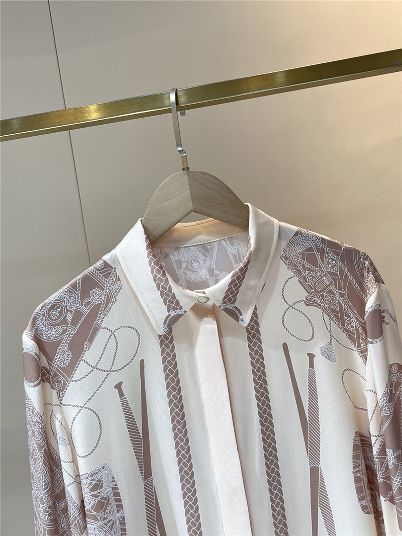 H**me5 early spring silk shirt