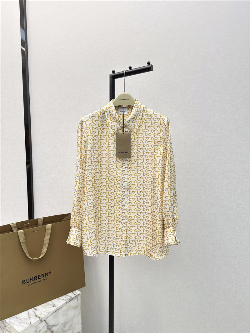 Bv*b*rry b letter print silk shirt