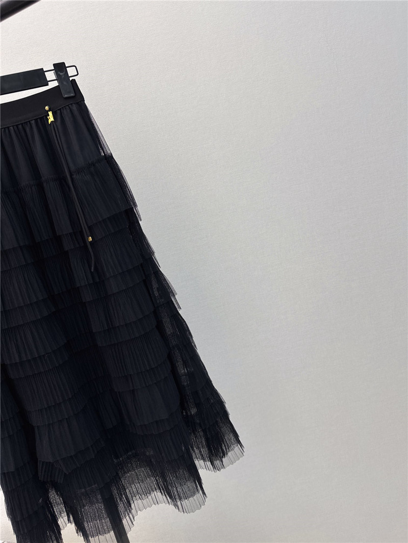 M1um1u new heavy layered mesh skirt