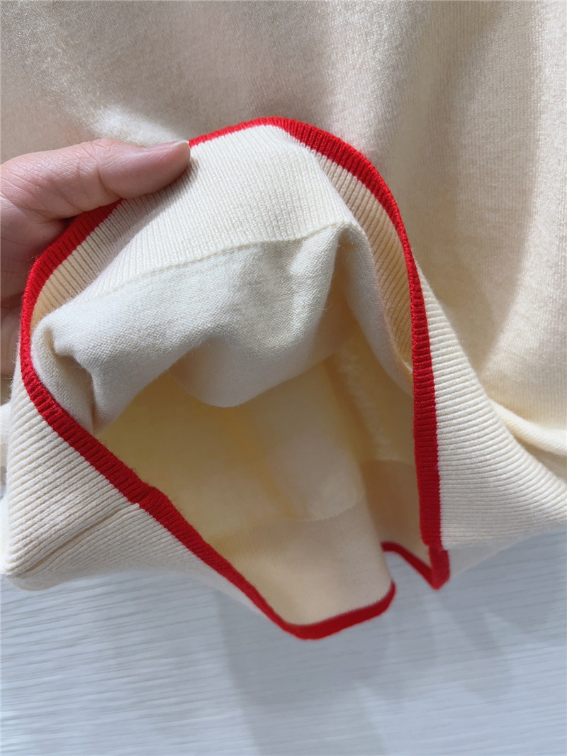 Gvc*1 classic crew neck pullover sweater