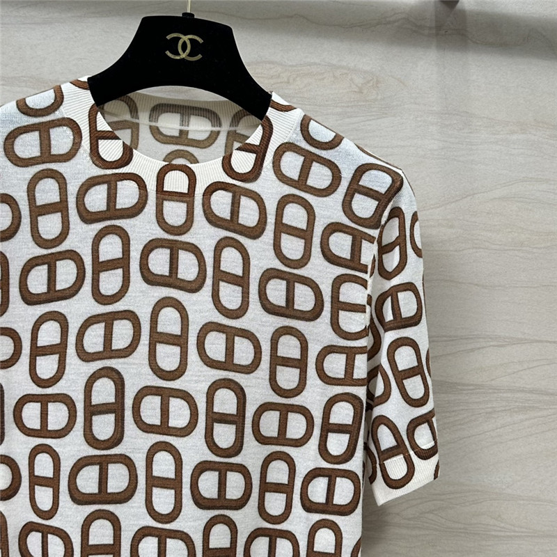 H**me5 graffiti print graphic short-sleeved top