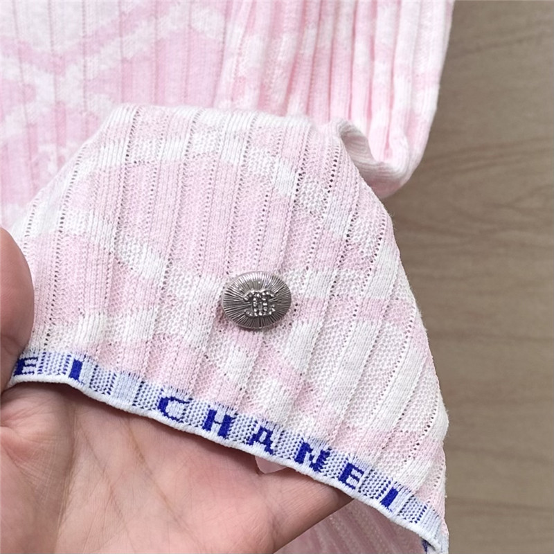 Ch**el letter crochet contrasting vest top