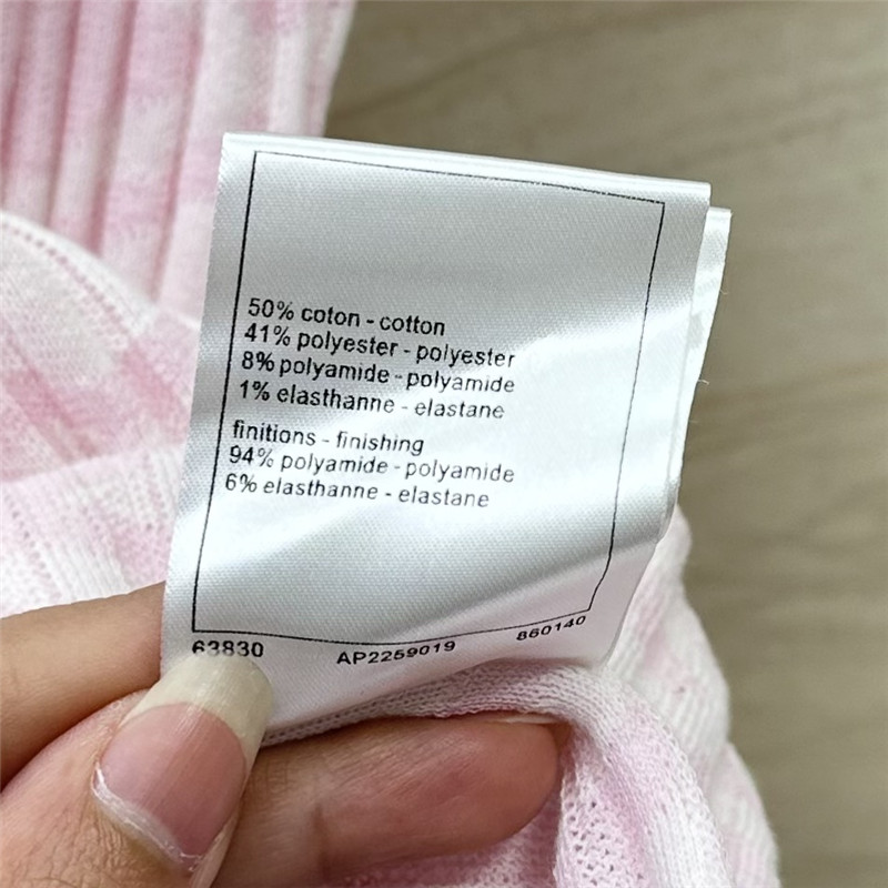 Ch**el letter crochet contrasting vest top