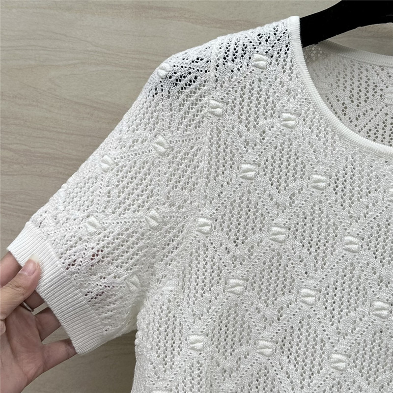 Ch**el hollow crochet knitted short-sleeved top