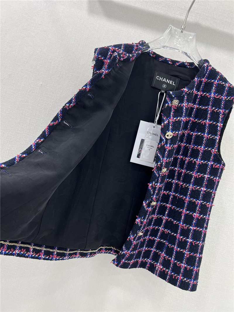 Ch**el tweed woven vest