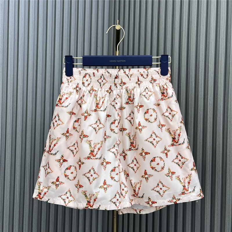 l0vis Vvtt0n lv floral sunscreen set