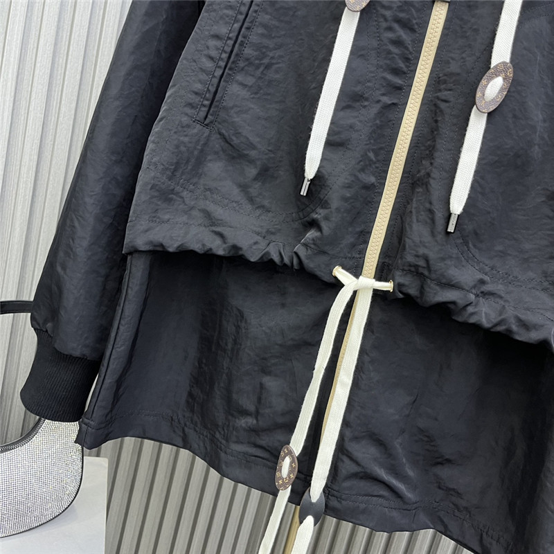 l0vis Vvtt0n lv pleated hooded jacket