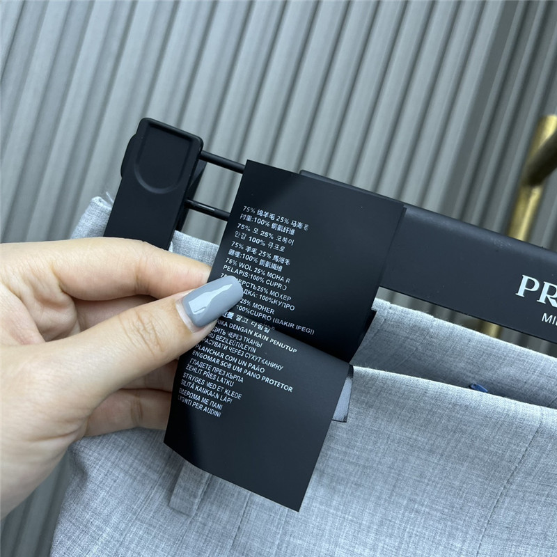 Pra*a high waist catwalk shorts