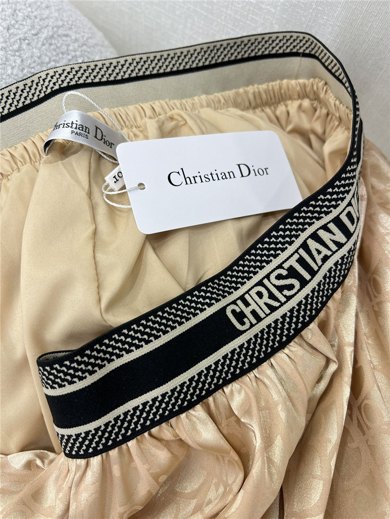 D10r oversized skirt