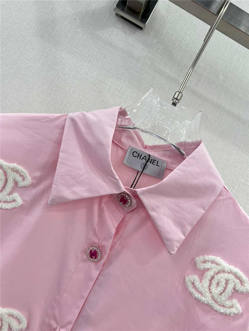 Ch**el contrast towel logo shirt