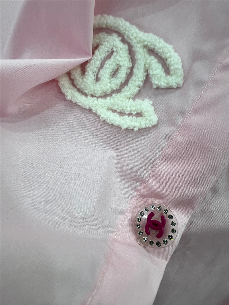 Ch**el contrast towel logo shirt