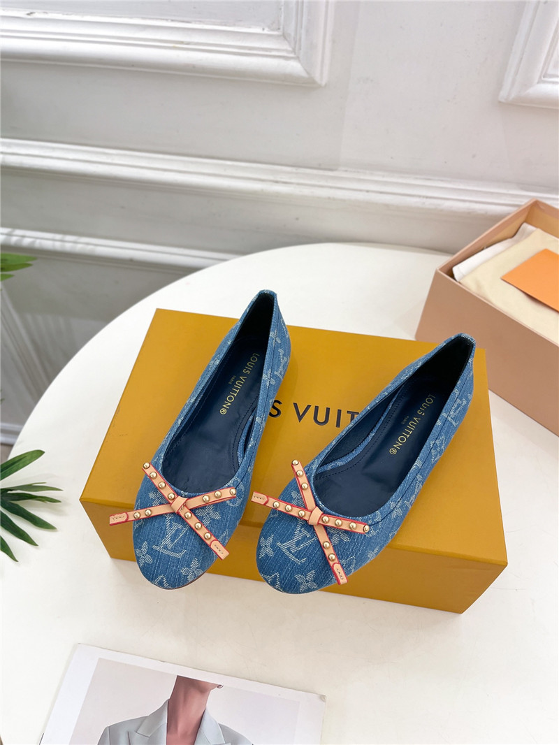 l0vis Vvtt0n lv round toe bow rivet ballet shoes