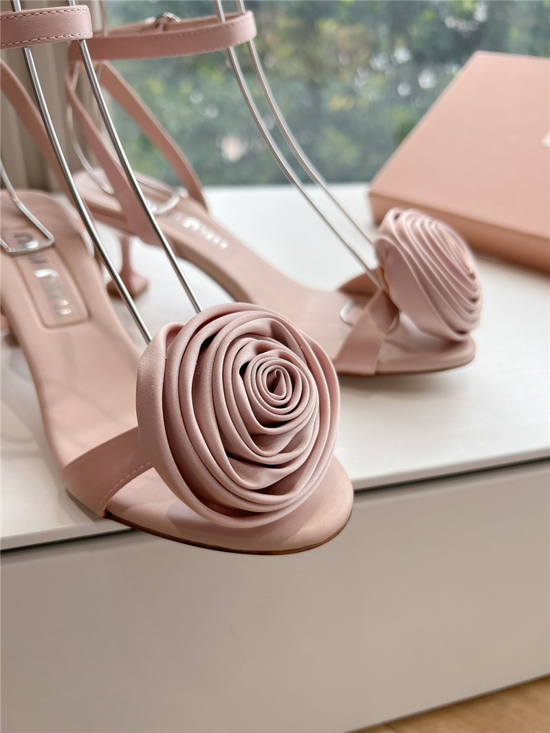M1um1u rose high heels