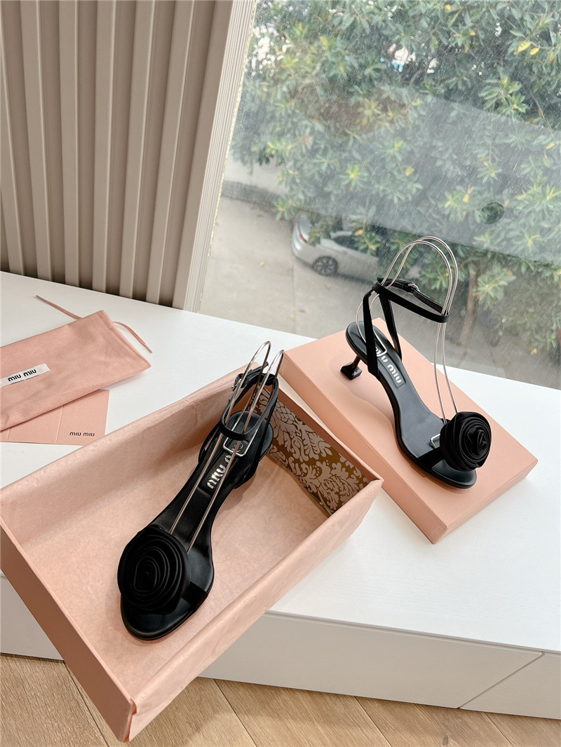 M1um1u rose high heels