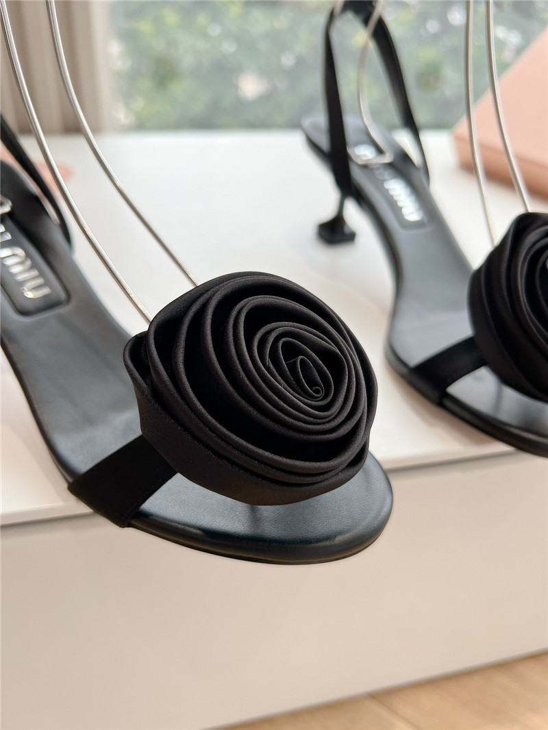 M1um1u rose high heels