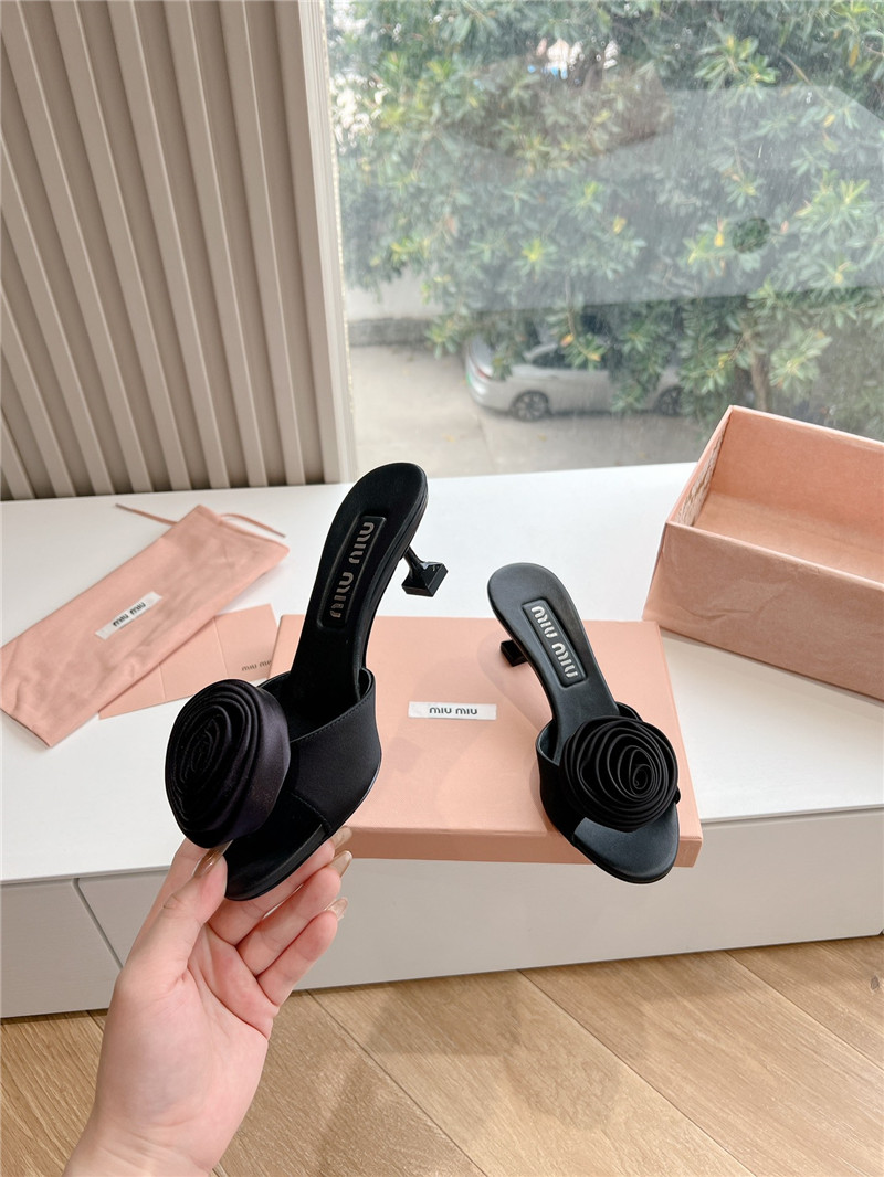 M1um1u rose high heels