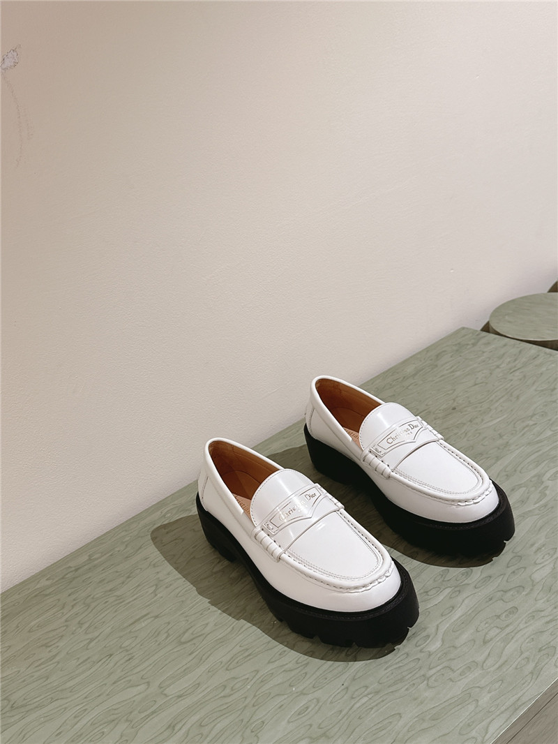 D10r open edge beaded patent leather mary jane loafers