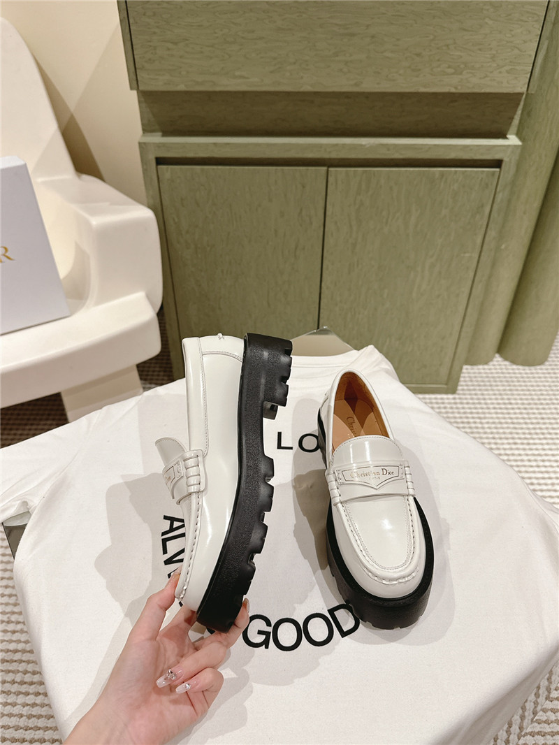 D10r open edge beaded patent leather mary jane loafers