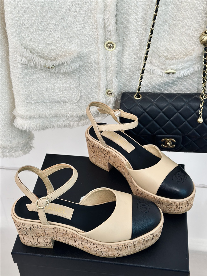 Ch**el new wood grain platform sandals