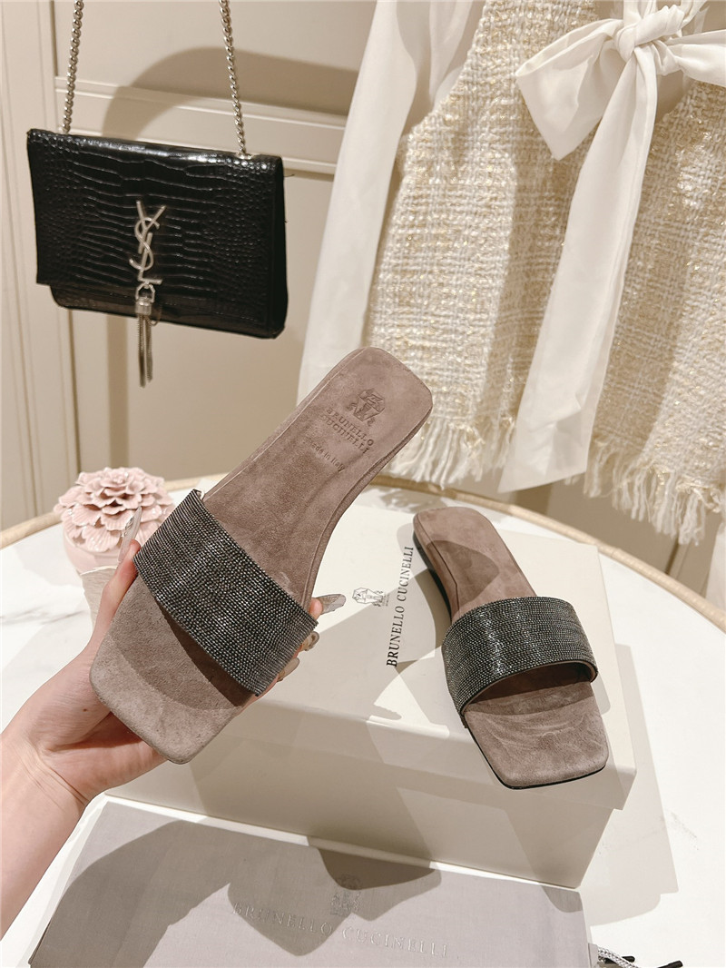 bc hot D1am0nd flat slippers