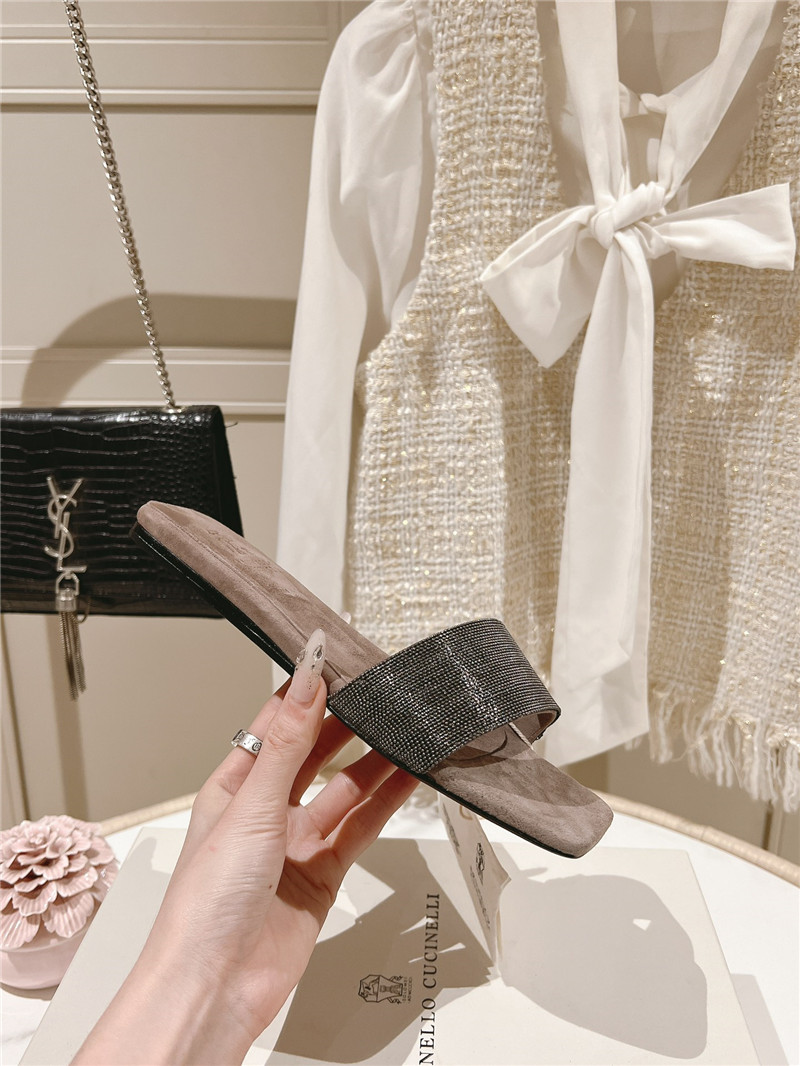 bc hot D1am0nd flat slippers