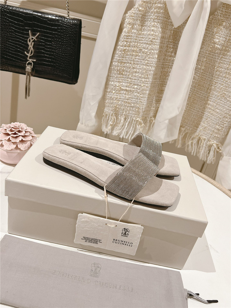 bc hot D1am0nd flat slippers