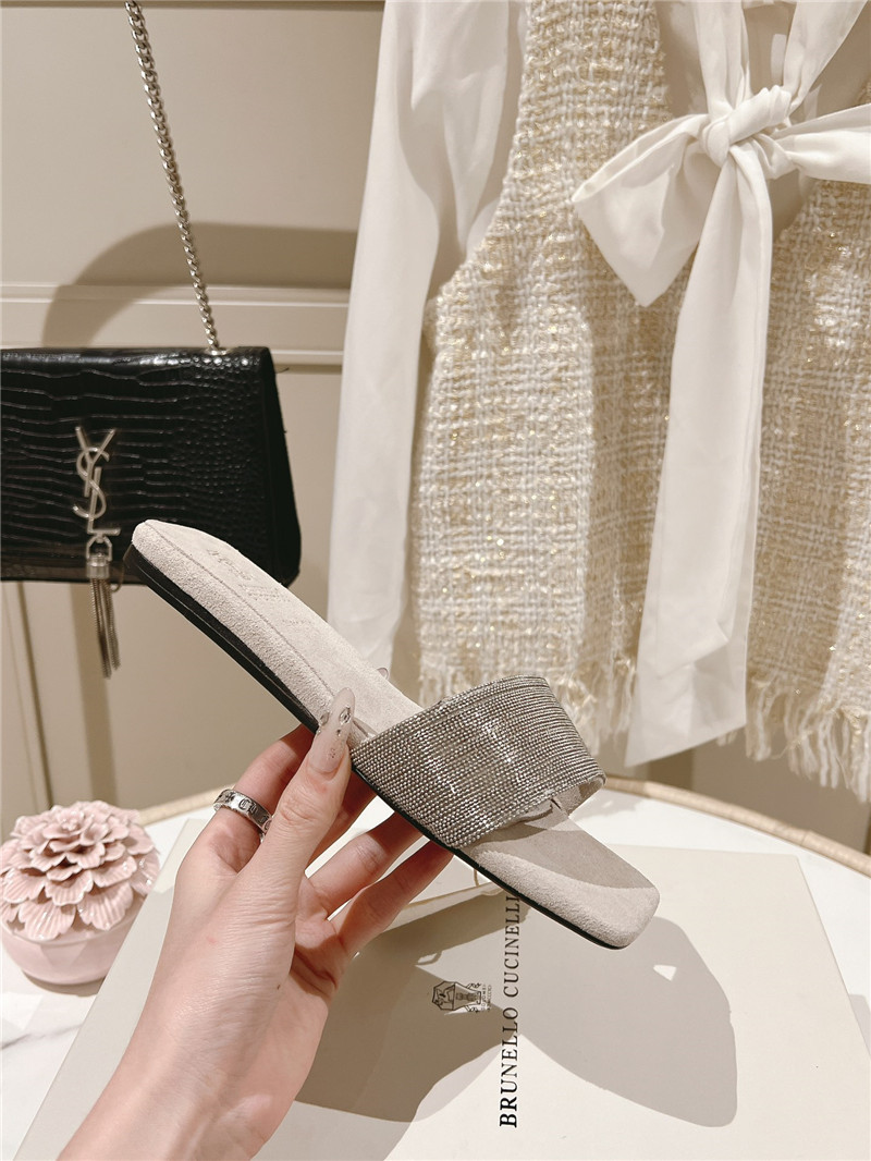 bc hot D1am0nd flat slippers