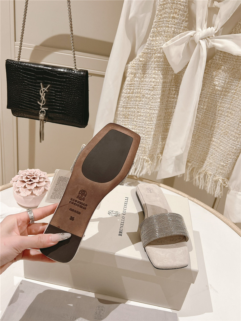 bc hot D1am0nd flat slippers