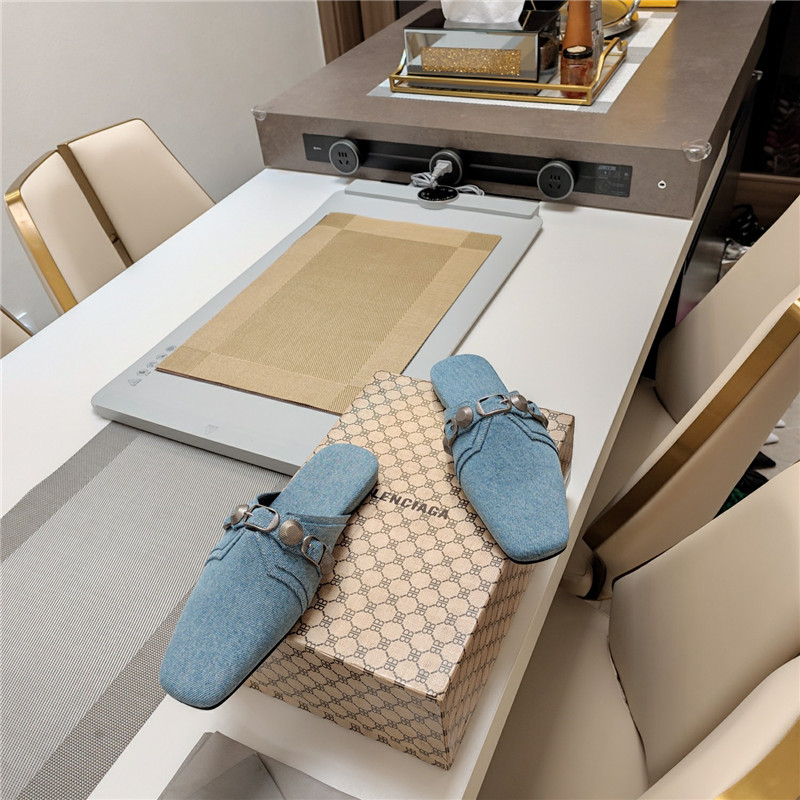 Ba1en*iaga washed denim new color rivet series half-pants