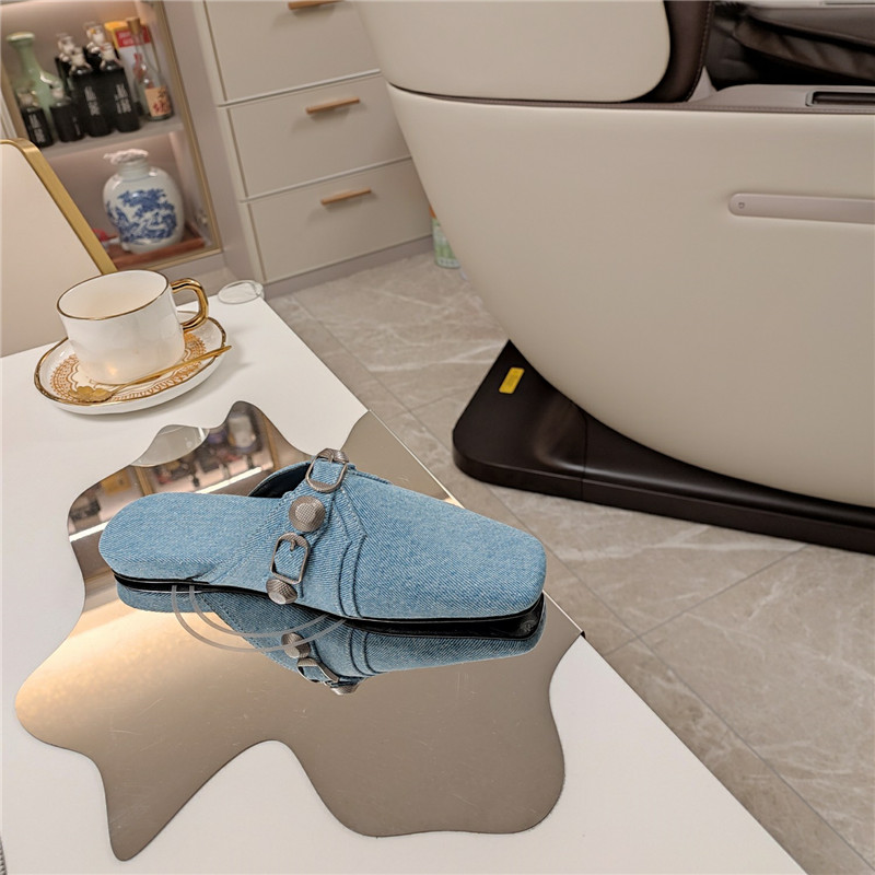 Ba1en*iaga washed denim new color rivet series half-pants