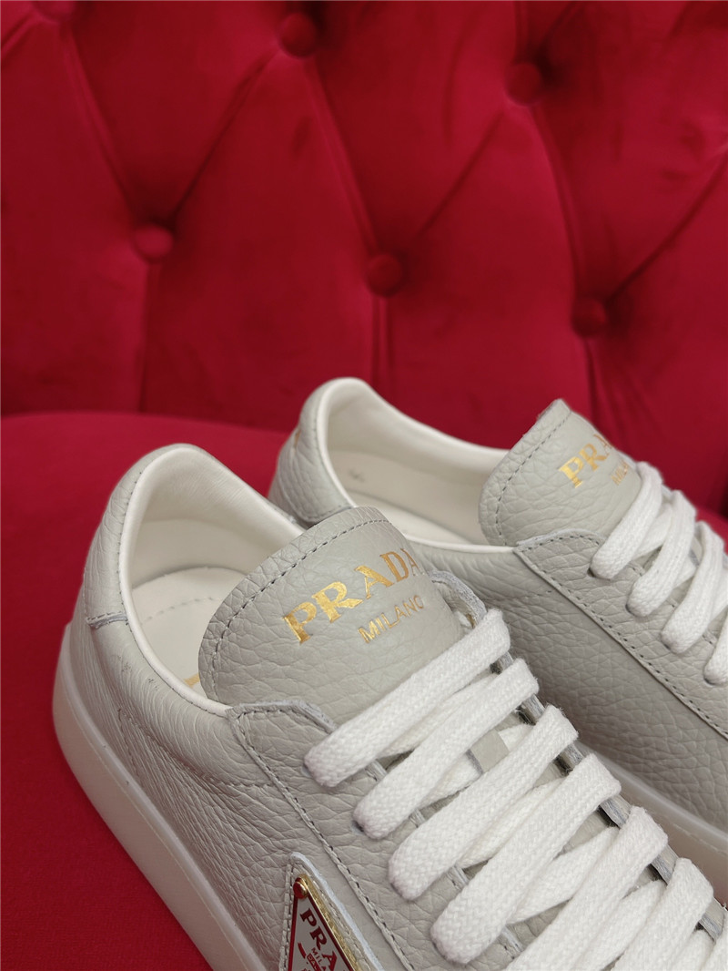 Pra*a women’s sneakers sale