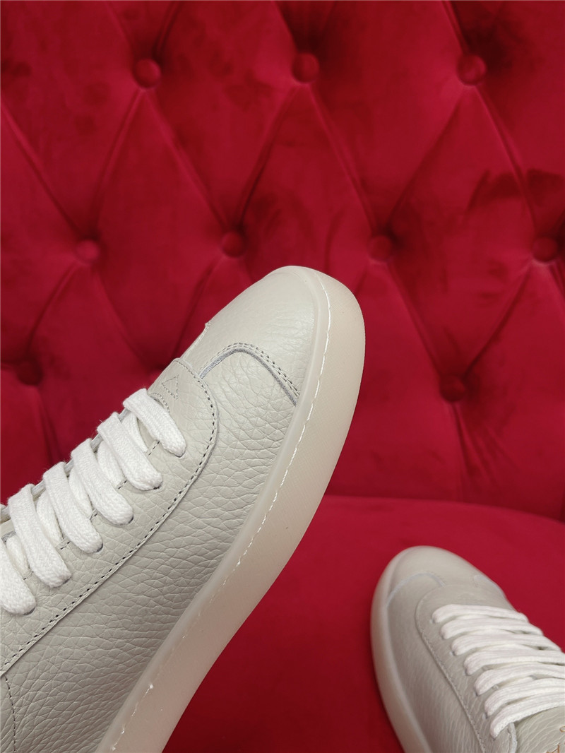 Pra*a women’s sneakers sale