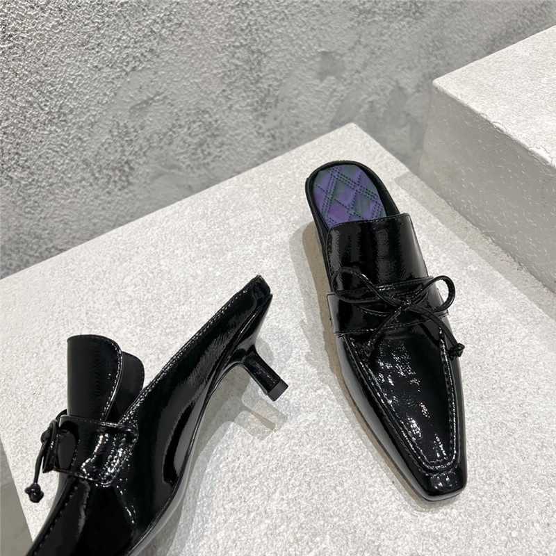 J1m*y Ch00’s latest casual shoes