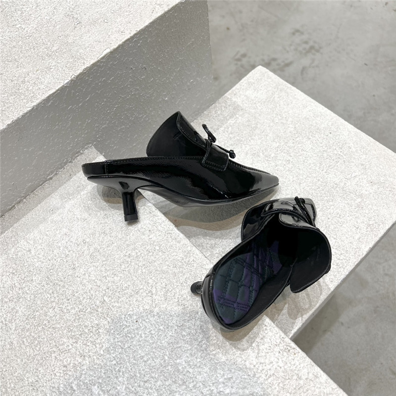 J1m*y Ch00’s latest casual shoes