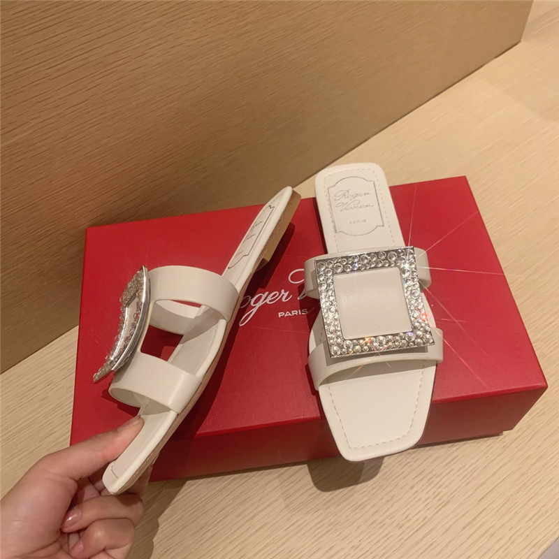 Roger vivor square buckle half drag